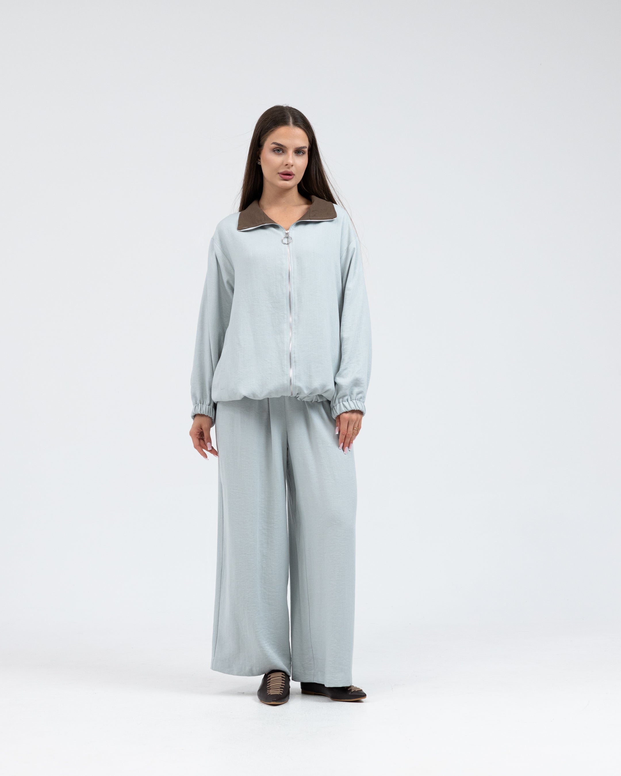 طقم لنن بياقة مغايرة (جاكيت + بنطلون)